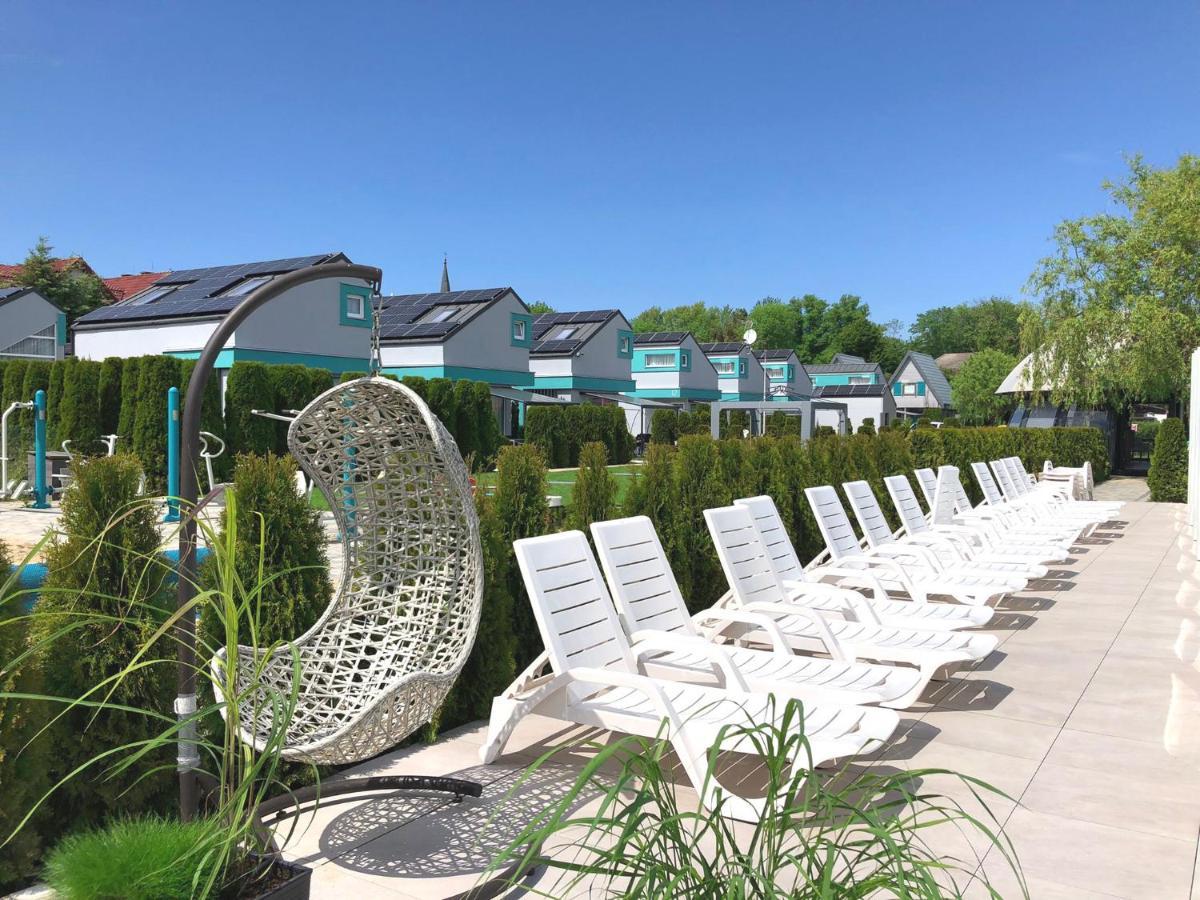 Osrodek Sea Star Premium Hotel Сърбиново Екстериор снимка