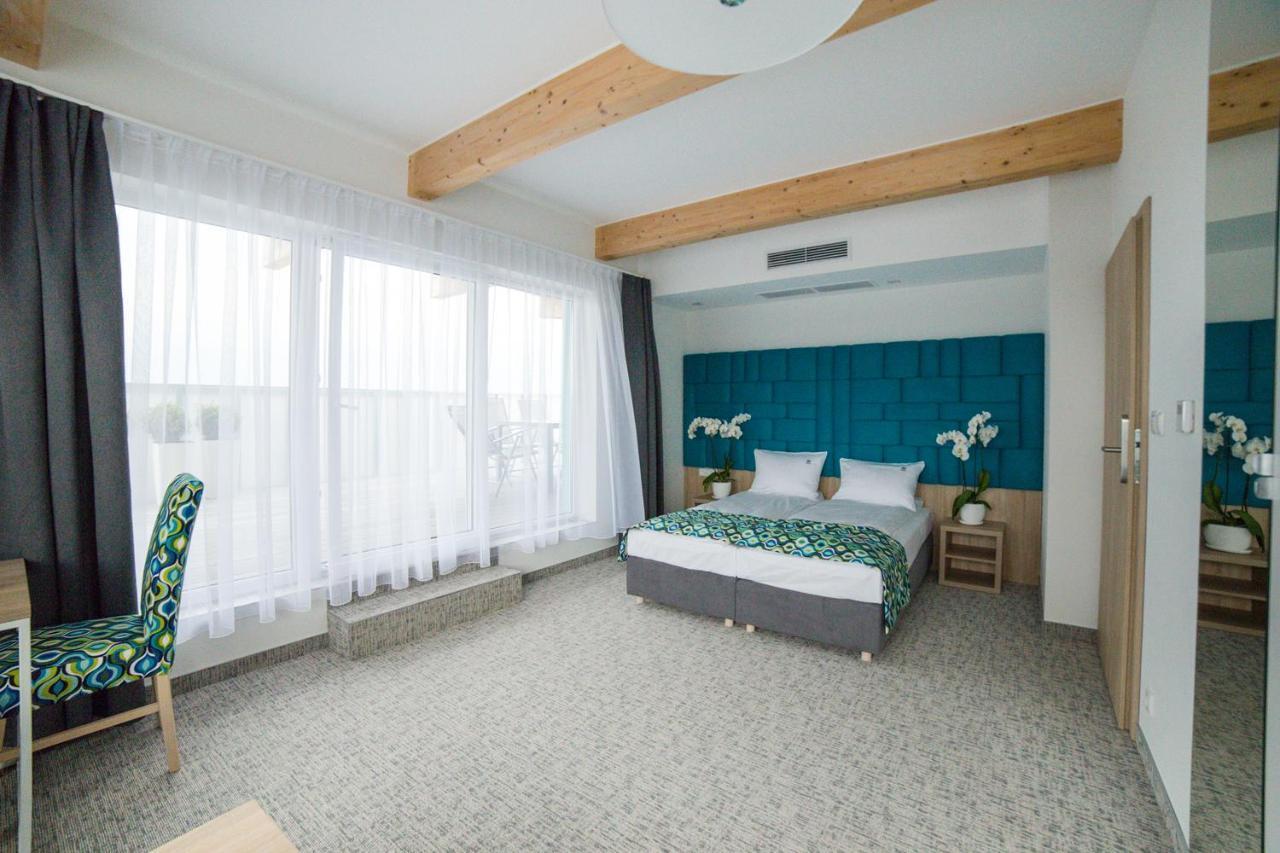 Osrodek Sea Star Premium Hotel Сърбиново Екстериор снимка