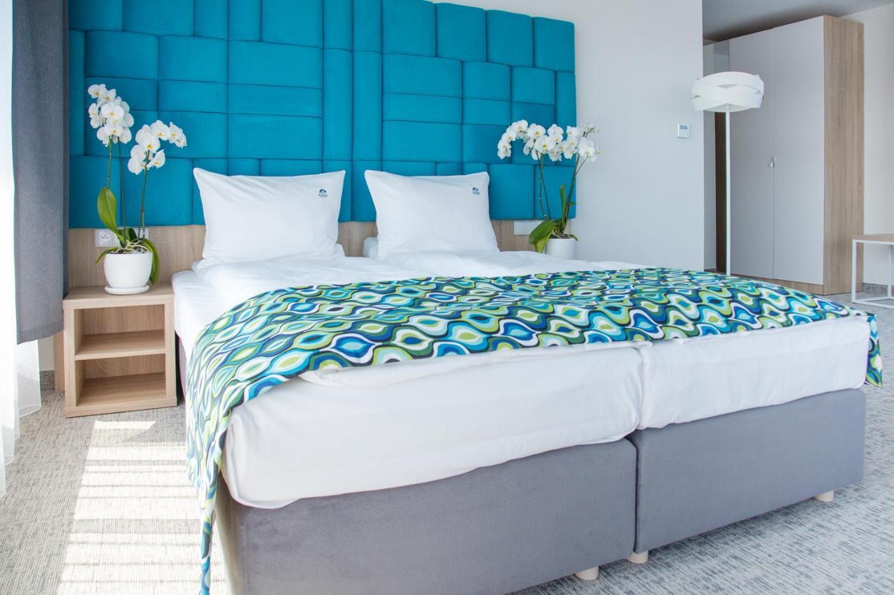 Osrodek Sea Star Premium Hotel Сърбиново Екстериор снимка