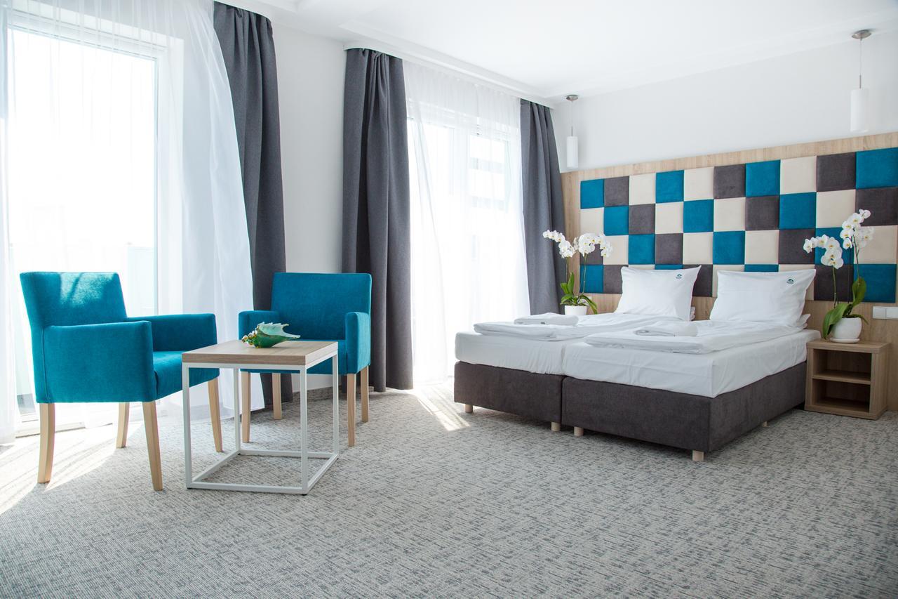 Osrodek Sea Star Premium Hotel Сърбиново Екстериор снимка
